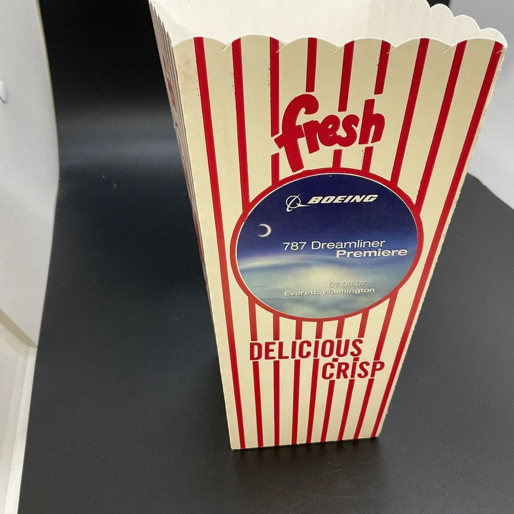 Set Of 4‎ Popcorn Carboard Square Tubs Boeing 787 Dreamliner Premier Celebration
